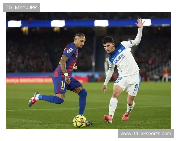 拉菲尼亚回传队友门前补射巴萨得分